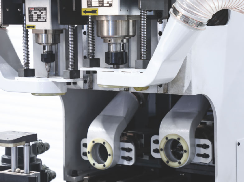 HMD2202通過式木門鎖孔機