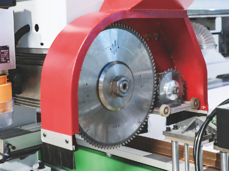 HKS211數控門套開料機