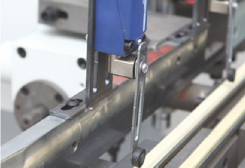 HB8442K自動送料多排鉆